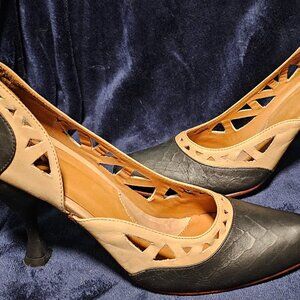 John Fluevog Second Miracles Rhon sz 8.5 womens shoe Black & Beige